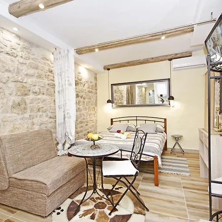 Sommy Studio Apartman Split